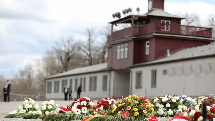 Российские дипломаты почтили память узников концлагерей Бухенвальд и Миттельбау-Дора
