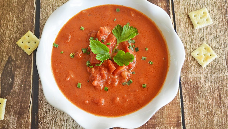 Веганский томатный суп-пюре
