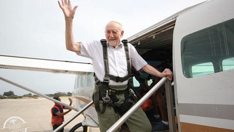 97-летний израильтянин признан старейшим действующим журналистом