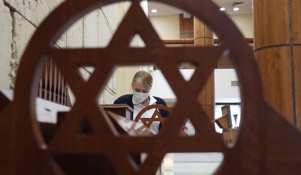 Сотрудников российских синагог обязали привиться от коронавируса