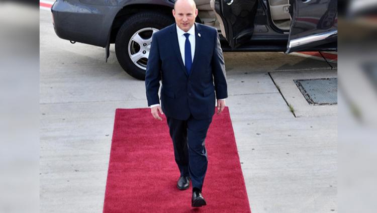 Премьер-министр Израиля прибыл в Абу-Даби с первым официальным визитом