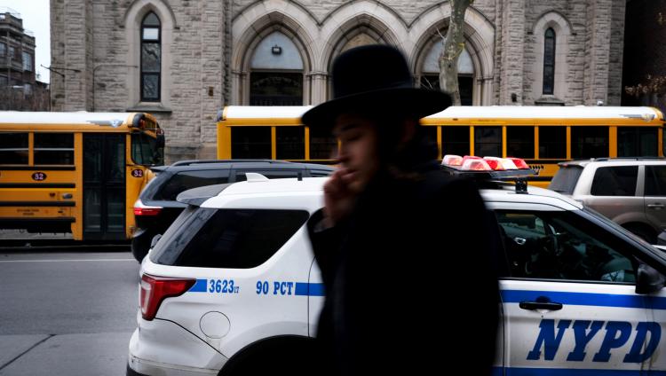 В Бруклине водитель-мусульманин намеренно сбил пятерых хасидов на переходе