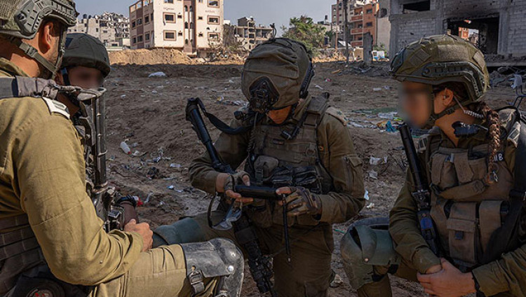 Смешанный спасательный батальон, 40% в котором женщины, впервые сражается в секторе Газа