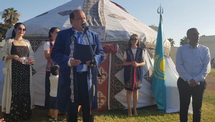 Посольство Казахстана представило в Израиле «Слова назидания» Абая на иврите