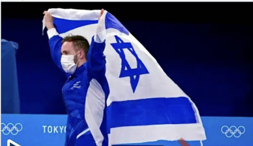 Олимпийский чемпион Артем Долгопят не может оформить брак в Израиле