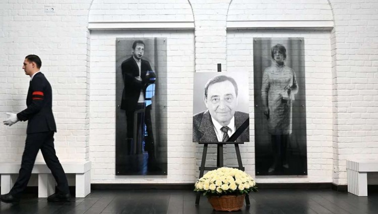 В театре «Современник» прошло прощание с Леонидом Эрманом