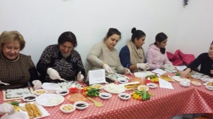 Мастер-класс приготовления суши для женщин общины Австрии