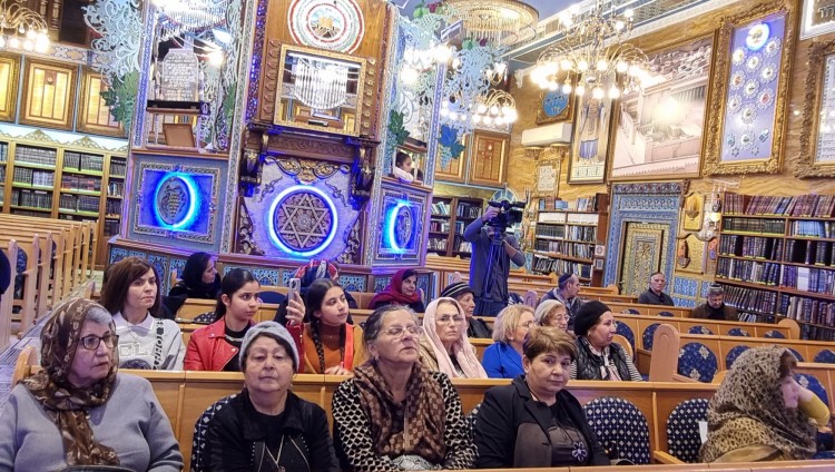 Экскурсию в синагогу «Бейт-Талхум» и кавказский клуб Кирьят-Яма совершили жители Хадеры и Ор-Акивы