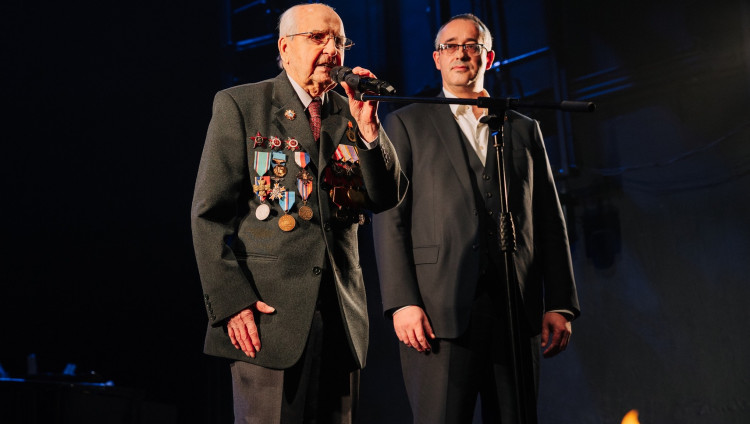 10-я «Неделя памяти жертв Холокоста» началась со 100-летнего юбилея освободителя Освенцима