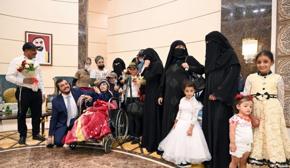 Две еврейские семьи из Йемена воссоединились в ОАЭ после десятилетий разлуки 