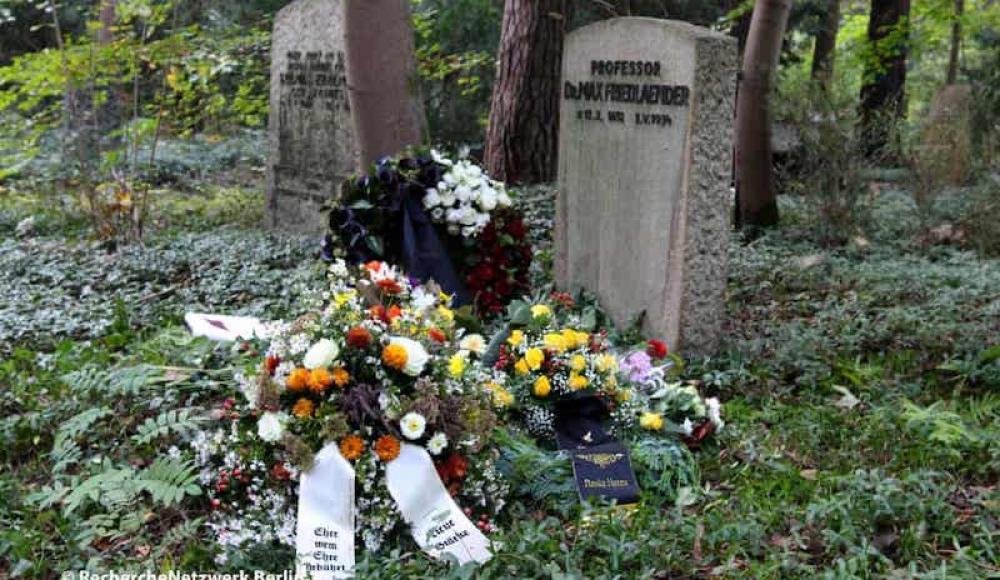 Скандал в Германии: неонациста и отрицателя Холокоста похоронили в еврейской могиле