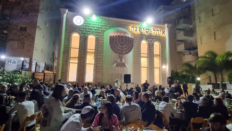 Внесение свитка Торы состоялось в горско-еврейской синагоге Хадеры