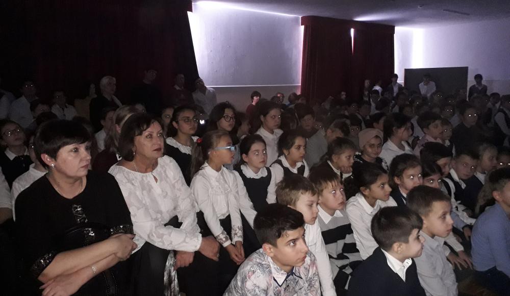 День памяти жертв Холокоста в пятигорской еврейской школе