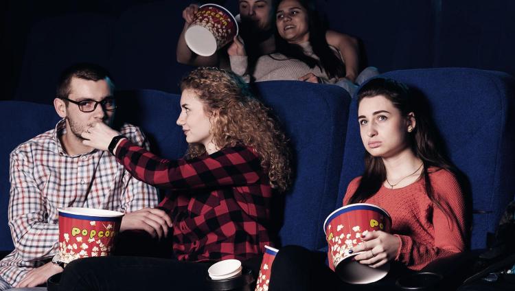 Израильские кинотеатры не желают открываться без попкорна