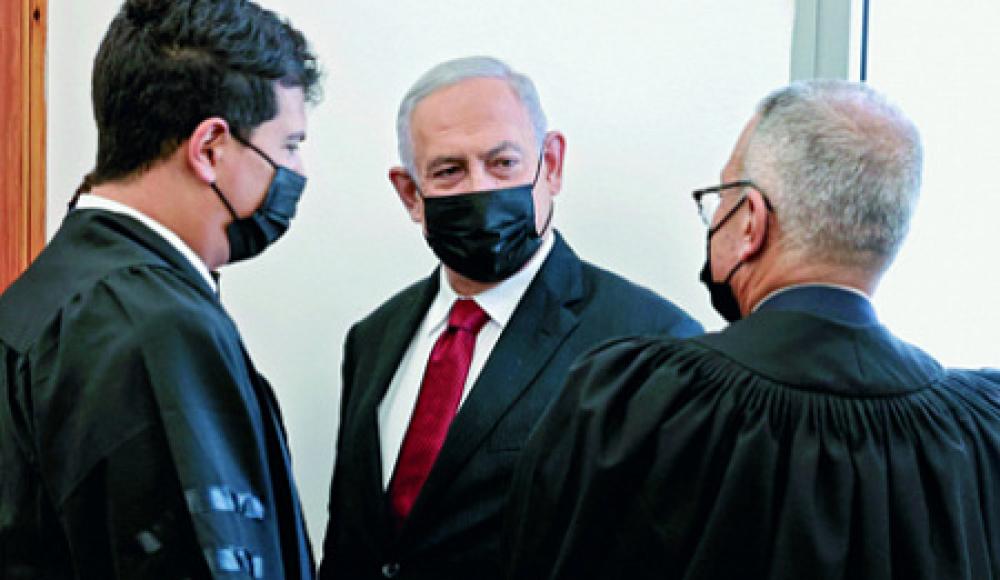 Нетаньяху предложили политическую самоизоляцию