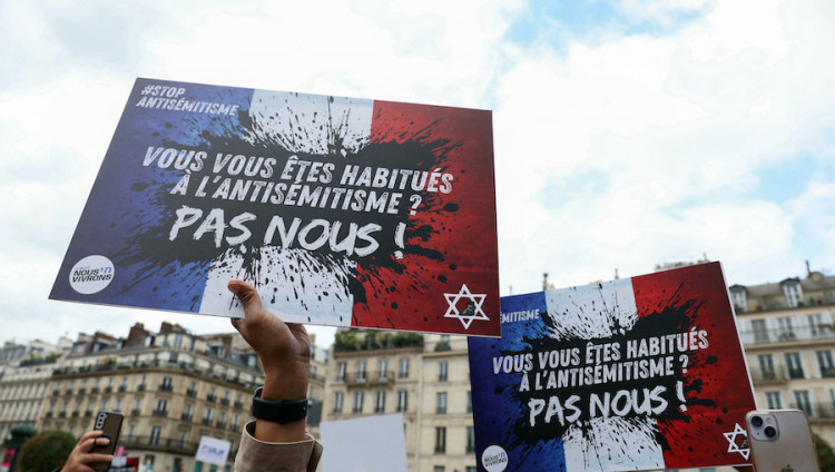 На шестерых еврейских подростков напали антисемиты в пригороде Парижа