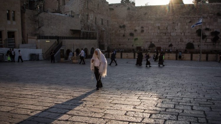 Еврейское население Иерусалима становится более религиозным