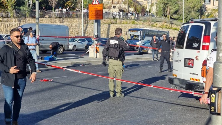 В Иерусалиме прогремели два взрыва на автобусных остановках