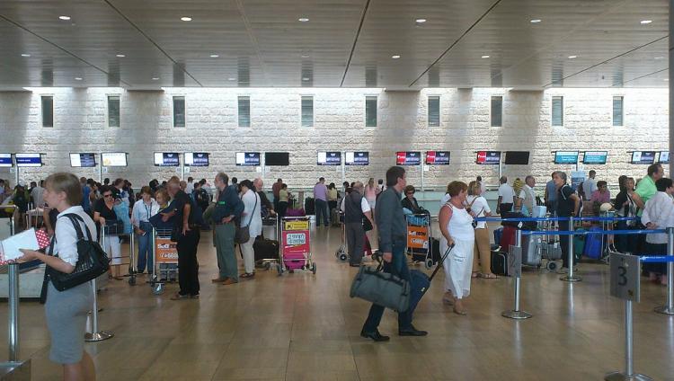 Израиль рассчитывает принять десятки тысяч туристов из России до конца года