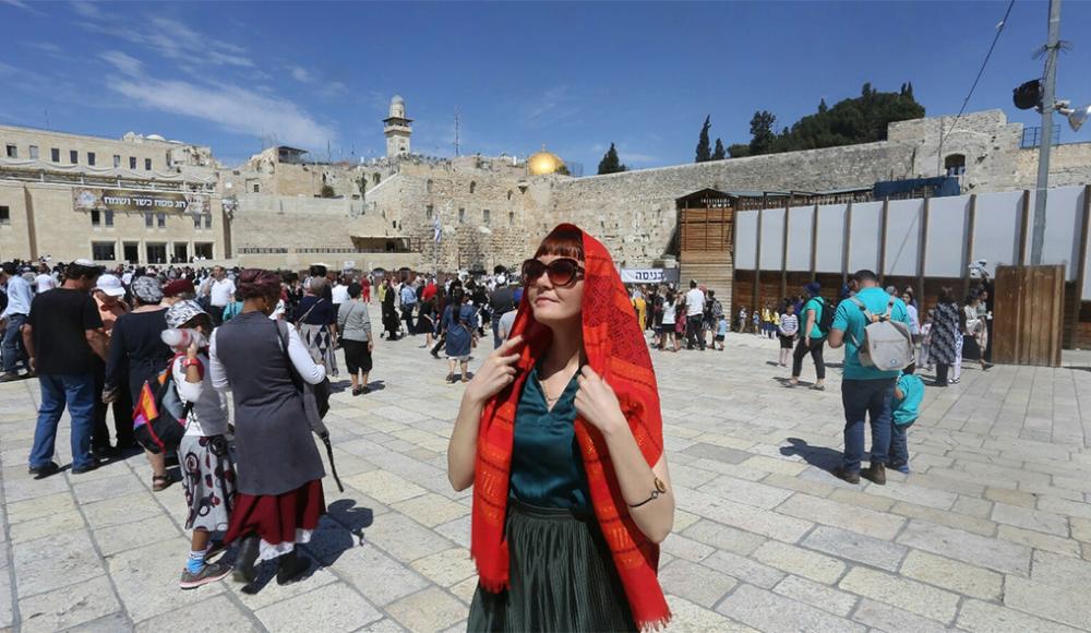 Израиль открыл границы для туристов, привитых «Спутником V»