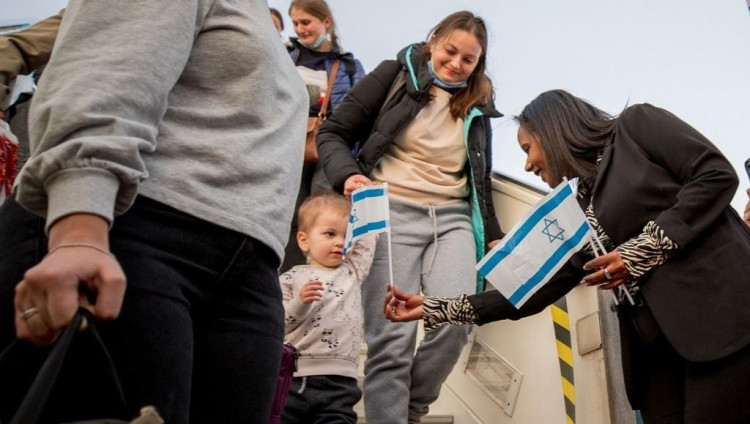 Новым репатриантам в Израиле значительно расширили выплаты по корзине абсорбции