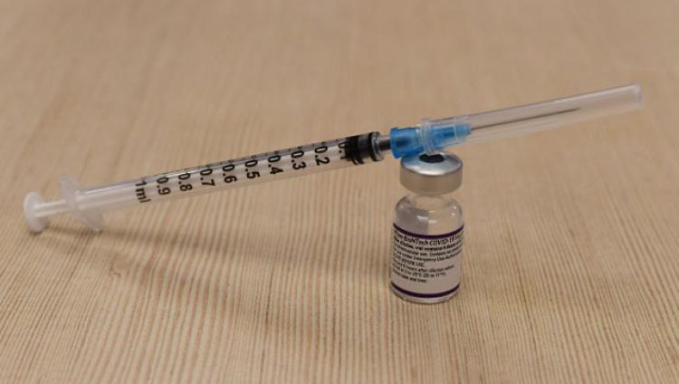 Вакцинация против коронавируса в Израиле: начался четвертый этап