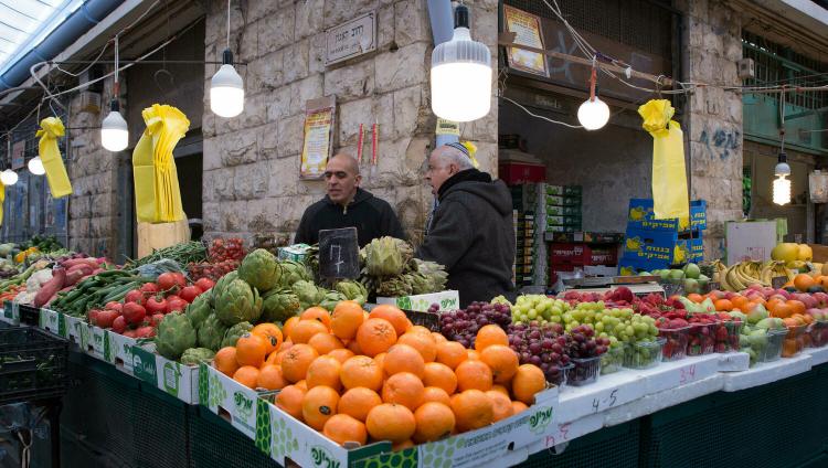 Левые фракции угрожают парализовать Кнессет из-за либерализации импорта овощей и фруктов