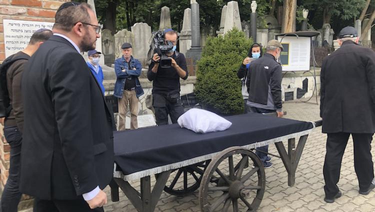 В Польше перезахоронили останки жертвы Холокоста из Варшавского гетто