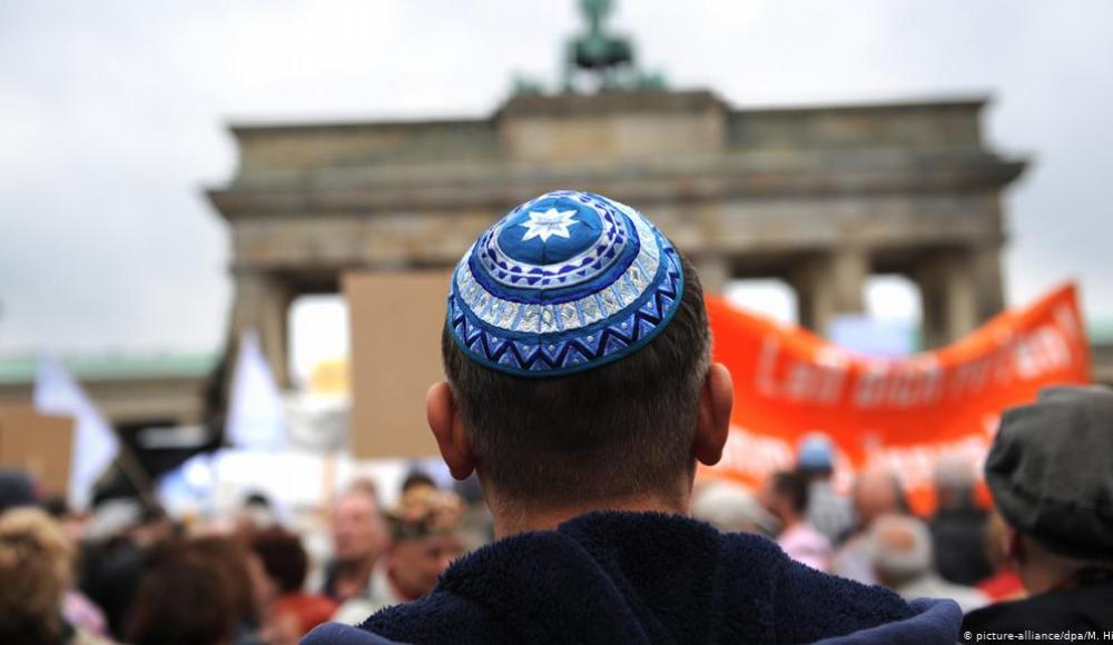 В Германии 70% нападений на религиозные меньшинства совершается против евреев