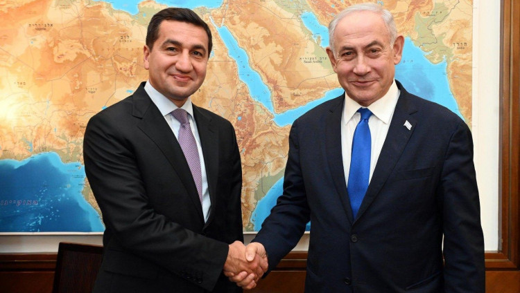Нетаньяху встретился с помощником президента Азербайджана Хикметом Гаджиевым