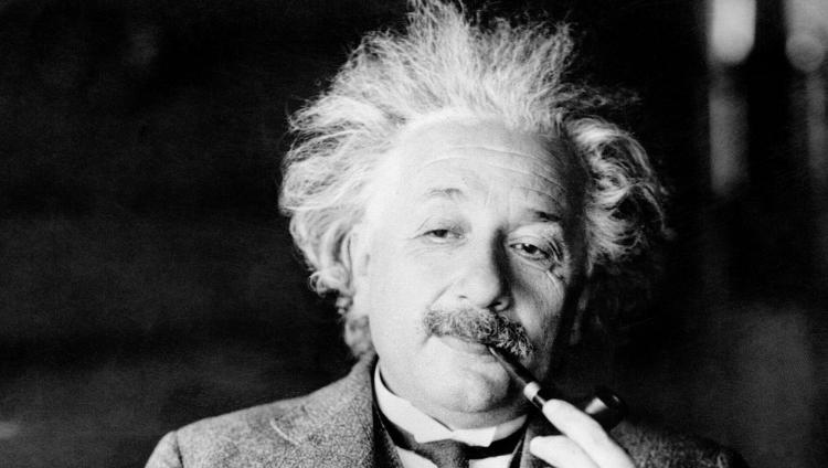 Черновики Эйнштейна по теории относительности проданы за $15 млн