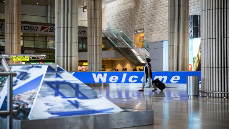Израиль отложил въезд привитых «Спутником V» туристов до 1 декабря