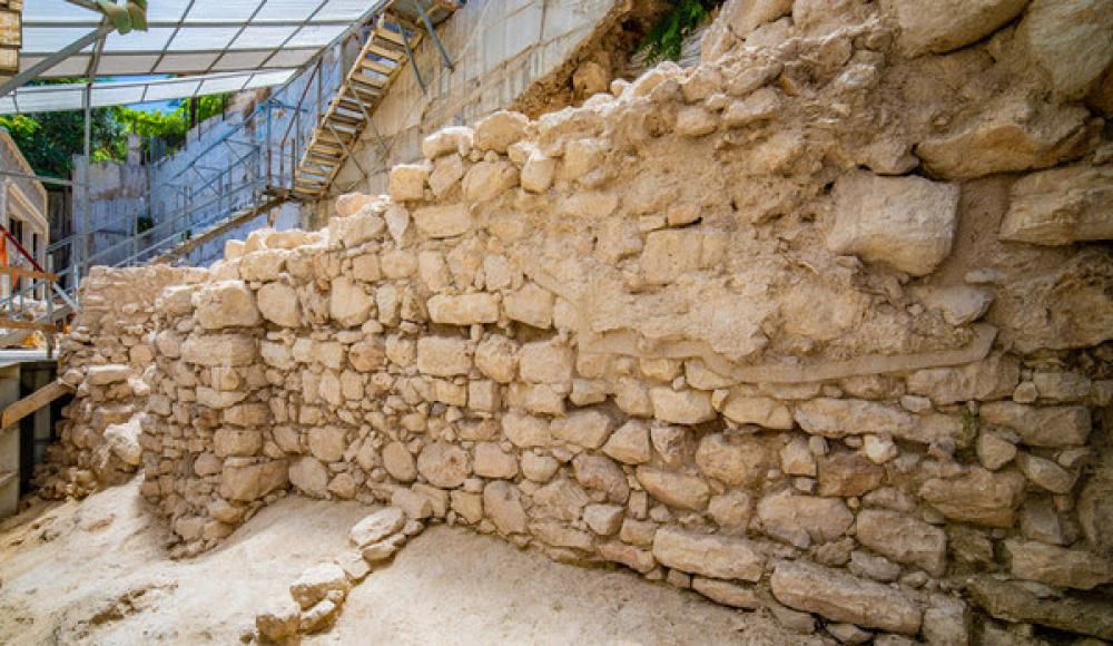 Обнаружен участок крепостной стены Иерусалима времен Первого Храма