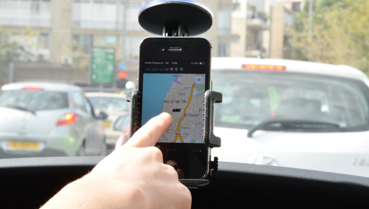 Сервис такси Uber прекращает работу в Израиле
