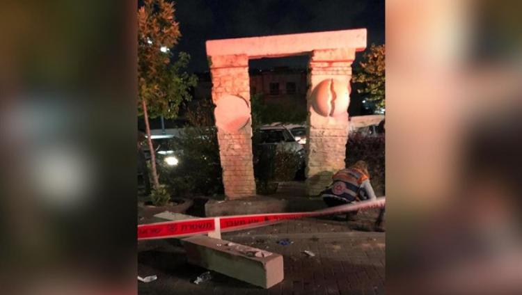 В Маалоте упавшая статуя убила 15-летнего подростка