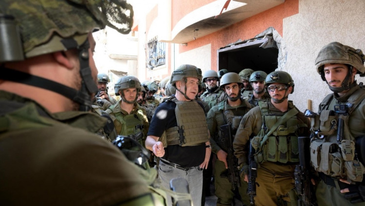 Нетаньяху посетил сектор Газа и встретился с бойцами и командирами ЦАХАЛа