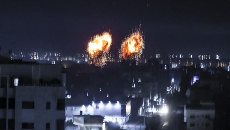 Израильские ВВС нанесли авиаудары по объектам ХАМАС