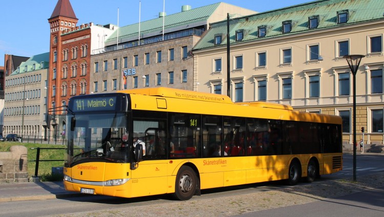 Жителя Швеции не впустили в автобус из-за еврейского символа на одежде
