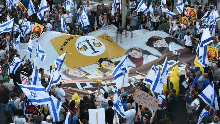 Тысячи израильтян приняли участие в «Митинге свободы»