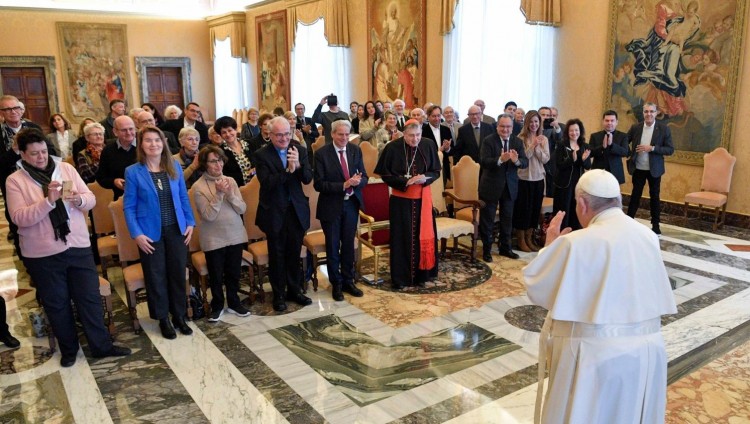 Папа Римский призвал вернуться к диалогу между иудеями и католиками на фоне роста антисемитизма
