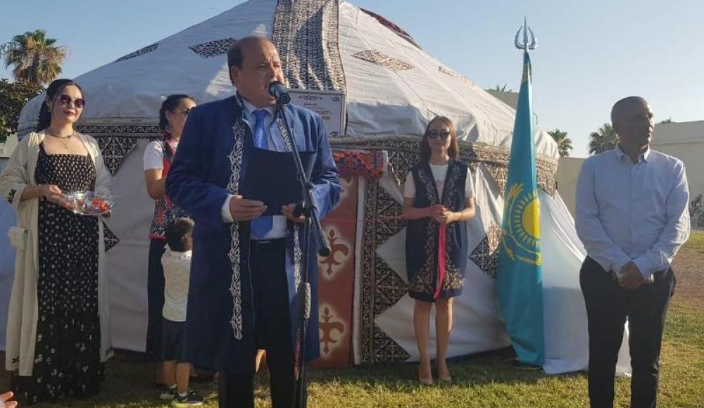 Посольство Казахстана представило в Израиле «Слова назидания» Абая на иврите