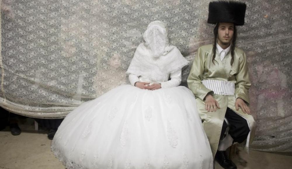 Британских хасидов обвиняют в браках по принуждению