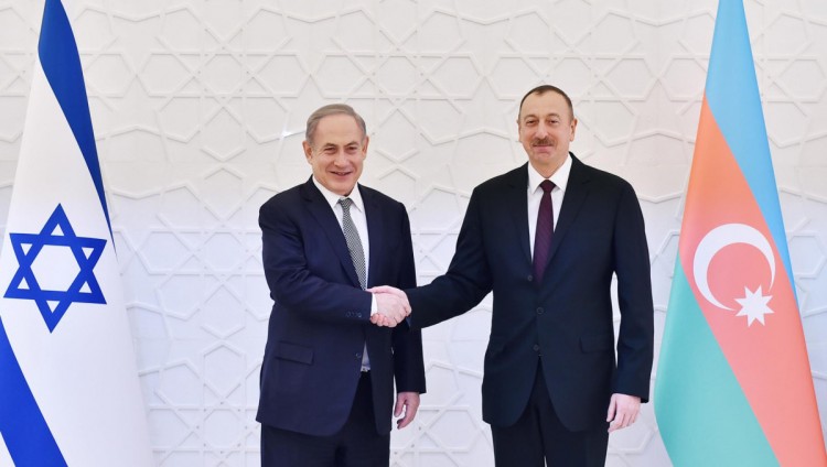 Ильхам Алиев поздравил Биньямина Нетаньяху