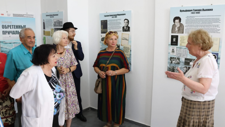 Выставка «Обретенные причалы» открылась в музее «Новая синагога» в Калининграде