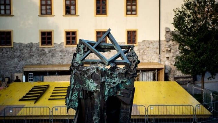 Парламент Словакии осудил депортацию 70 тысяч евреев в годы Холокоста