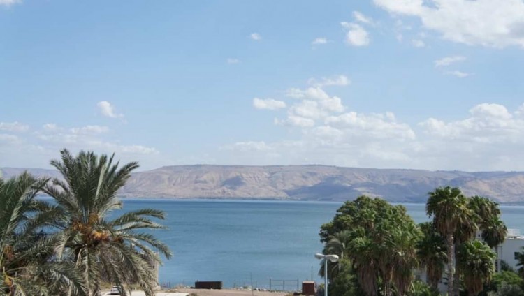 В популярных местах отдыха израильтян хотят ввести часы раздельного купания