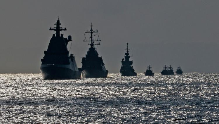 Израиль, ОАЭ, Бахрейн и США проводят военно-морские учения в Красном море