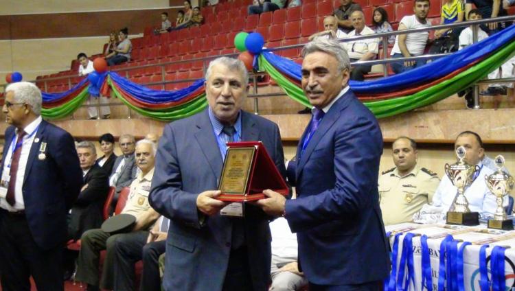 В Баку проходит турнир по карате памяти Альберта Агарунова