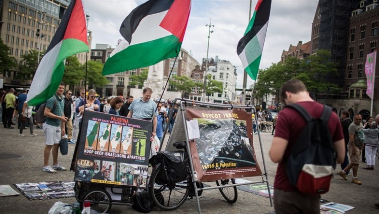 Сторонники бойкота Израиля провели всемирную акцию против компании «Puma»