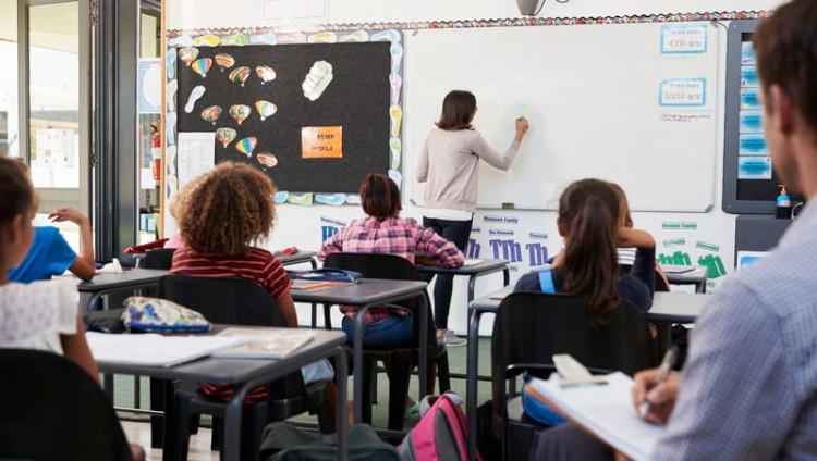 Израиль занял последнее место в рейтинге уважения к педагогической профессии